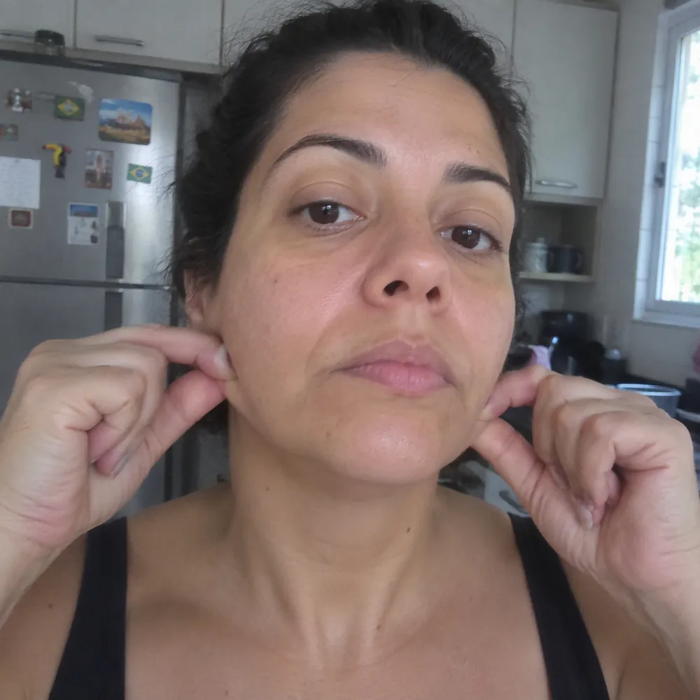 Contorno do rosto perdendo firmeza